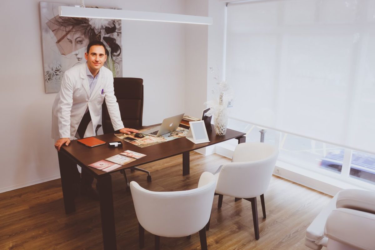 Esthetia Clínica Médico Estética