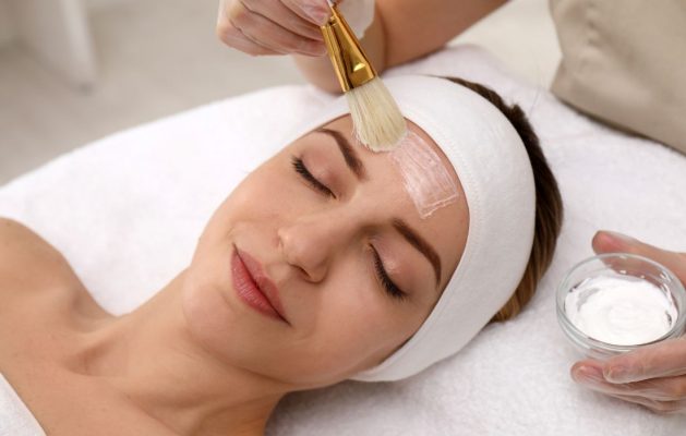 Peeling facial en otoño clinica estetica